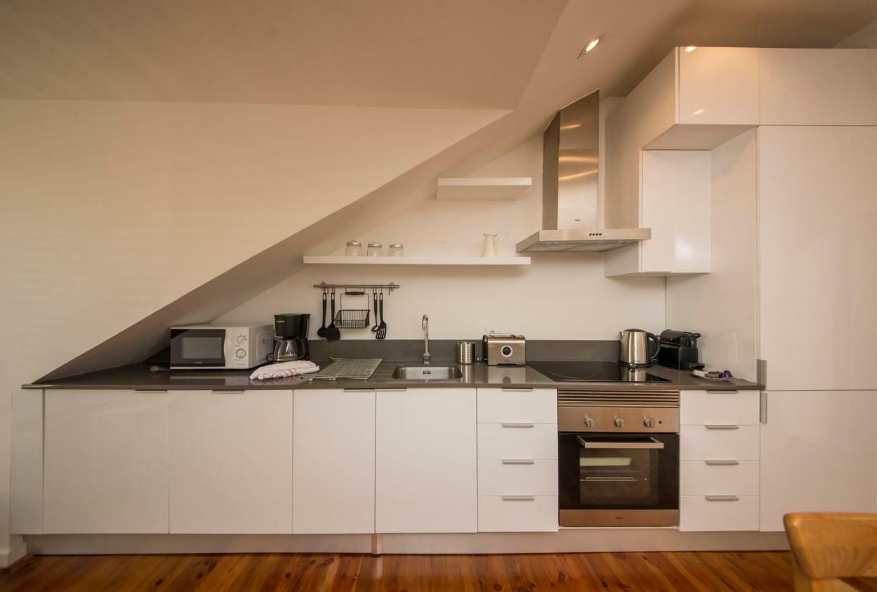 A Captivating Apartment Close To River Tagus In Лиссабон Экстерьер фото
